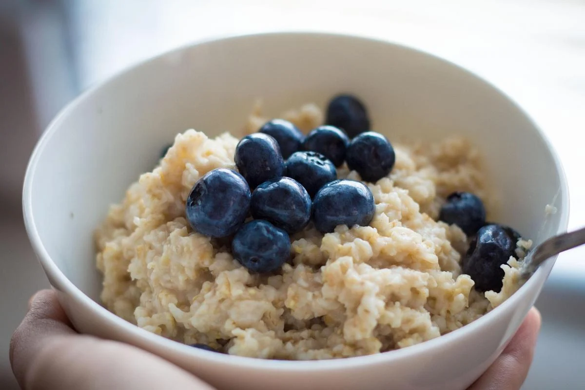 BENEFITS OF OATMEAL HOW REGULAR CONSUMPTION AFFECTS HEALTH