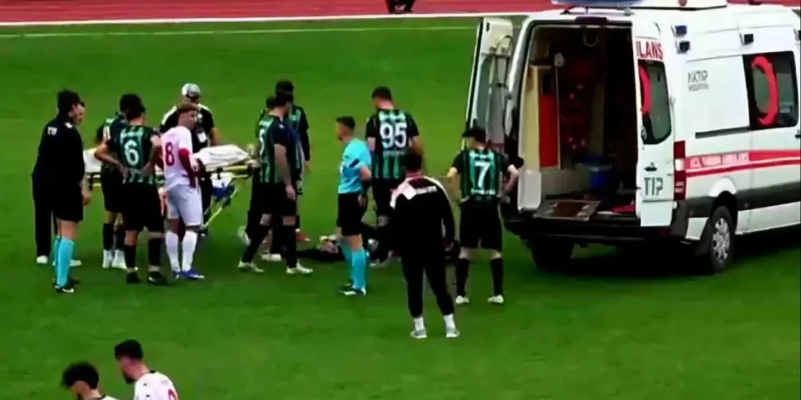 FOOTBALLER SUFFERED A HEART ATTACK IN THE FINAL MINUTES OF THE MATCH