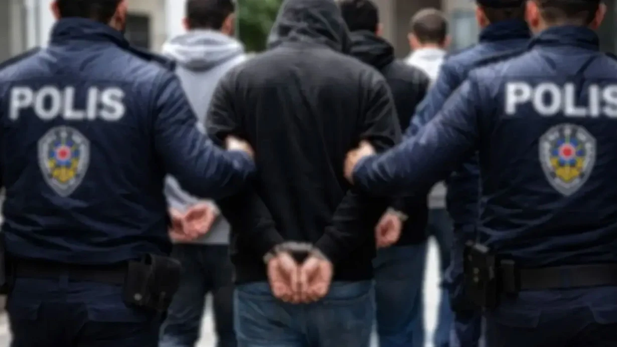 Suspects Who Defrauded Insurance Company Sent to Court