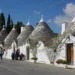 THEY BUILT HOUSES IN ITALY THAT CAN BE DISASSEMBLED IN ONE NIGHT