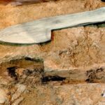TRACES OF HIDDEN TECHNOLOGY REVEAL THE PRESENCE OF SKILLED CARPENTERS